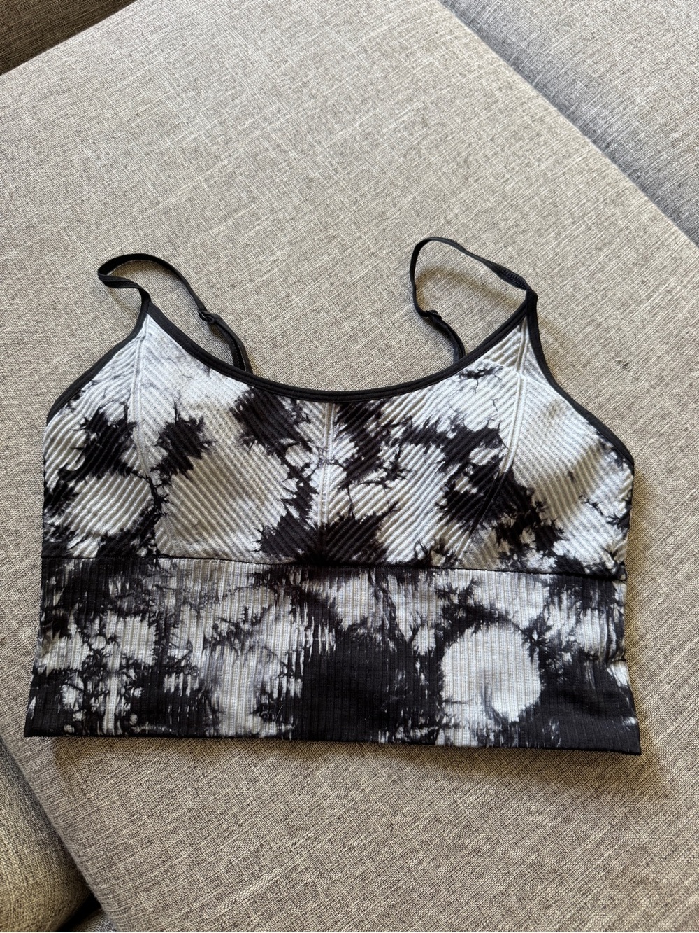 PINK Victoria's Secret Black & White Tie-Dye Ribbed Sports Bra